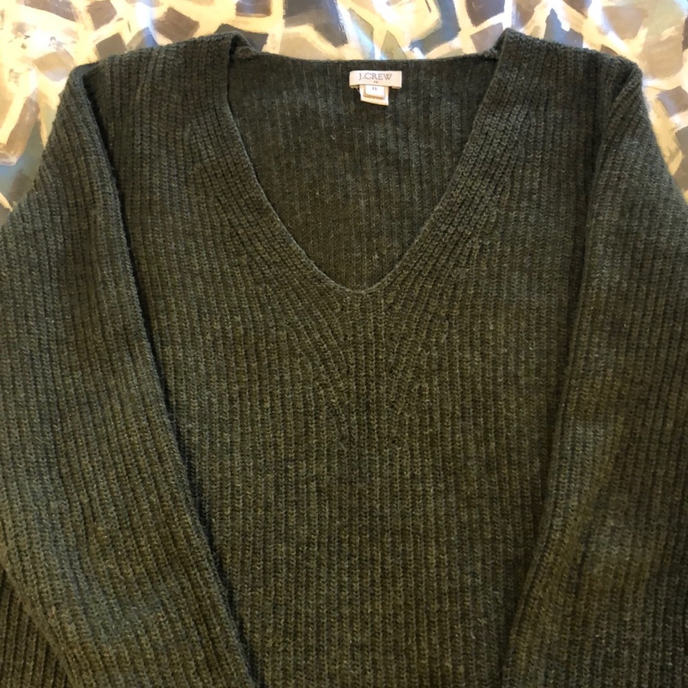 J Crew Factory XS olive green v neck sweater